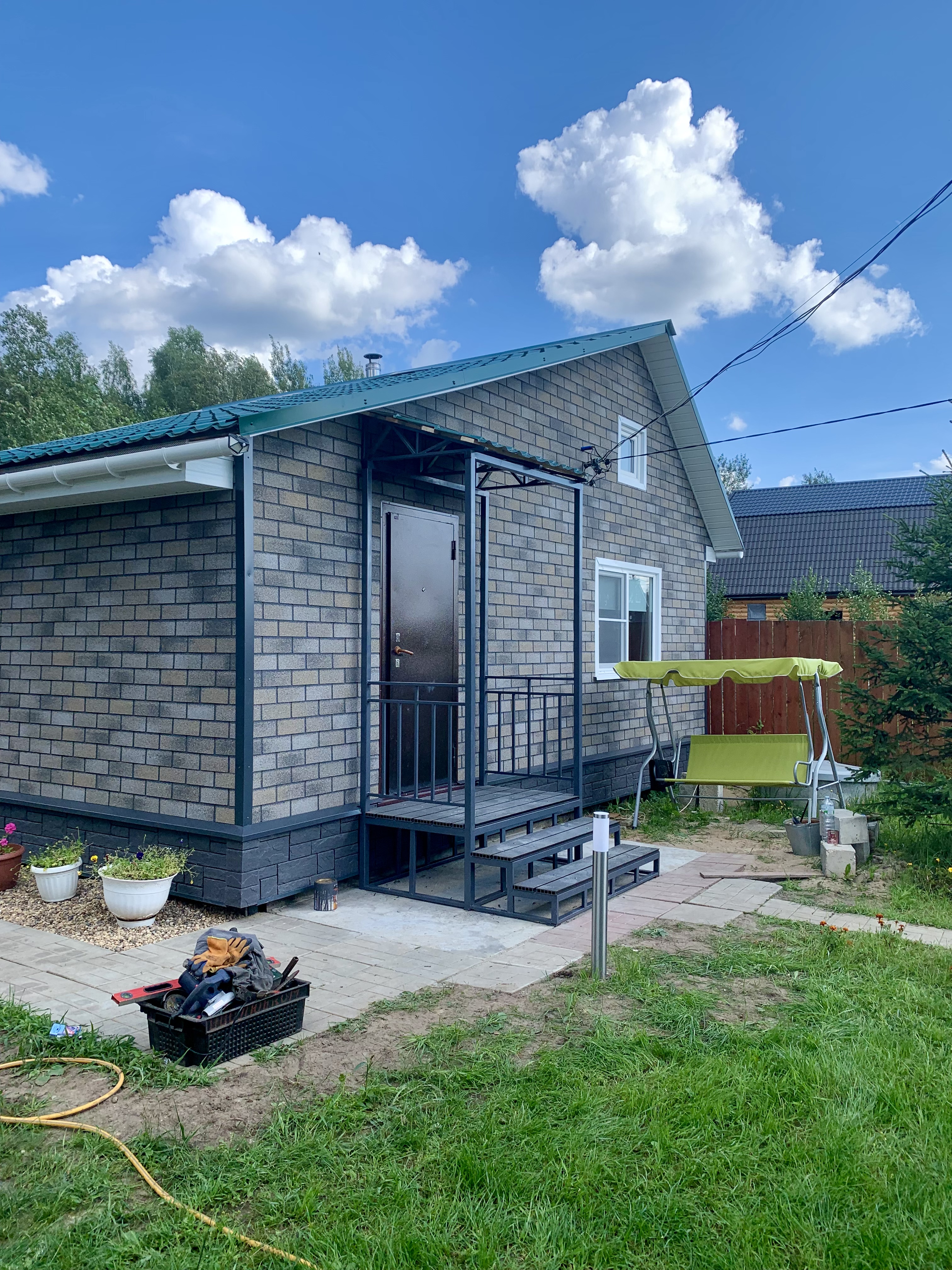 Навес из профнастила