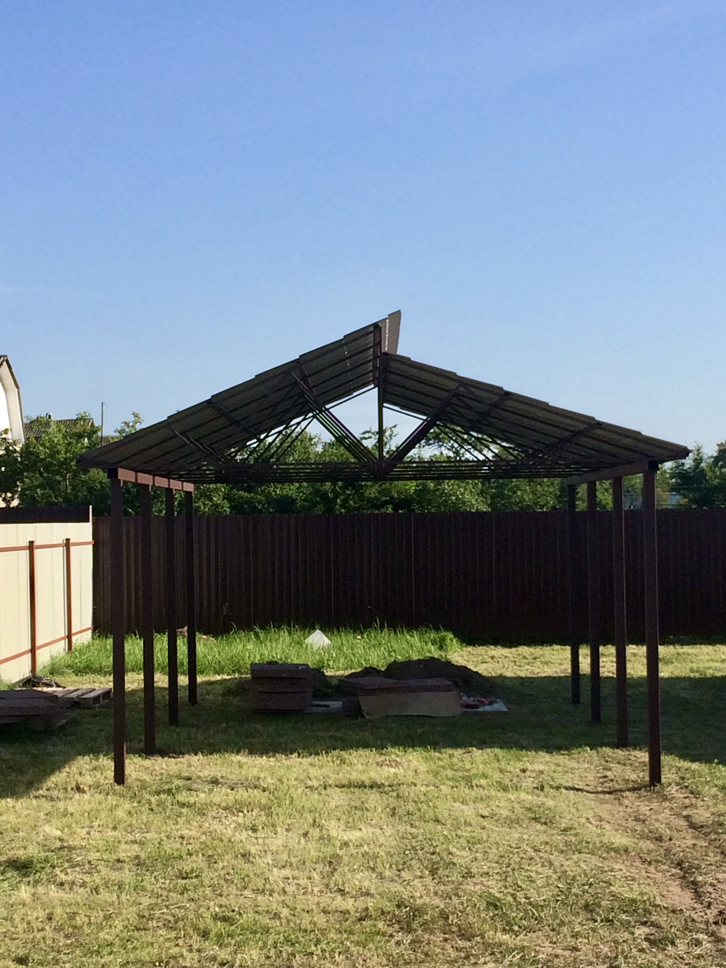 Навес из профнастила